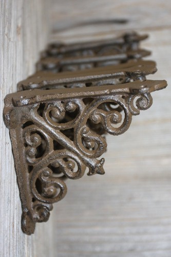 Small shelf brackets - small,