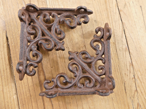 Antique style shelf - style, brace